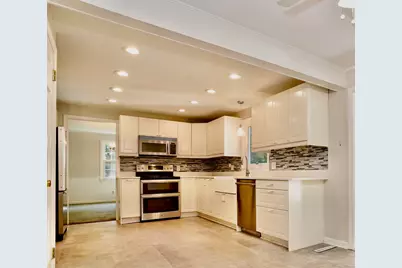 25 Goldenrod Court, Cheshire, CT 06410 - Photo 5