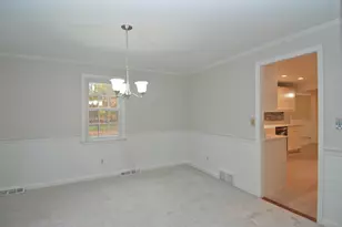 25 Goldenrod Ct, Cheshire, CT 06410 - Photo 9