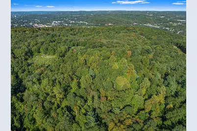 100 Hunters Mountain Road, Naugatuck, CT 06770 - Photo 11