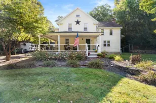 74 Middle Quarter Rd, Woodbury, CT 06798 - Photo 1