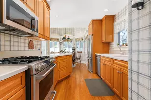 40 Linden Shores (Also Known As 40 Fairwinds), Branford, CT 06405 - Photo 11