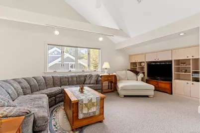 40 Linden Shores (Also Known As 40 Fairwinds), Branford, CT 06405 - Photo 17