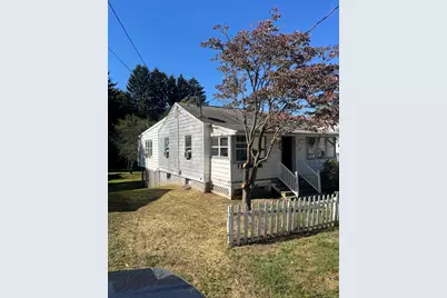 44 Woodlawn Avenue, Ansonia, CT 06401 - Photo 5