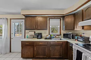34 Meetinghouse Ridge, Meriden, CT 06450 - Photo 17