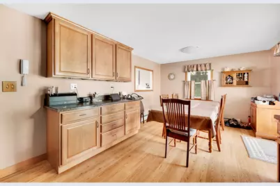 7 Doris Street, New Britain, CT 06053 - Photo 9