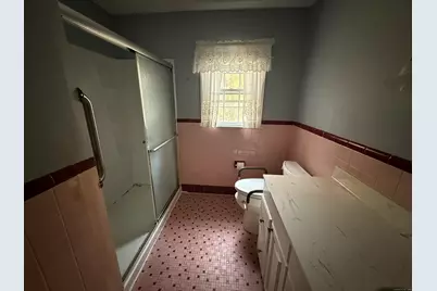 8 Nelson Place, Fairfield, CT 06825 - Photo 15