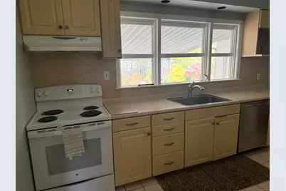 8 Nelson Place, Fairfield, CT 06825 - Photo 7