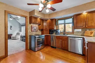 10 Cleary Ln, Windsor, CT 06095 - Photo 19