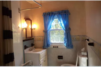 280 Newtown Turnpike, Redding, CT 06896 - Photo 11