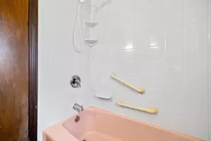 6 Fulmore Dr, Waterford, CT 06385 - Photo 33