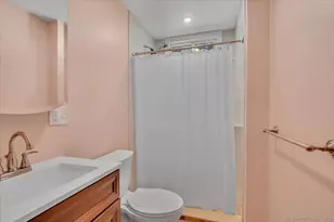 35 Broadview St, Bristol, CT 06010 - Photo 11