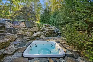 210 Red Fox Rd, Stamford, CT 06903 - Photo 23