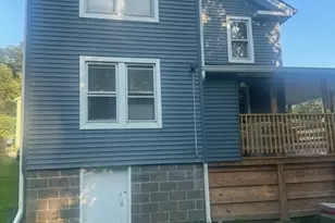 115 Roosevelt Dr, Derby, CT 06418 - Photo 3