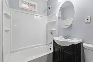 15 Mountford St, Hartford, CT 06114 - Photo 19