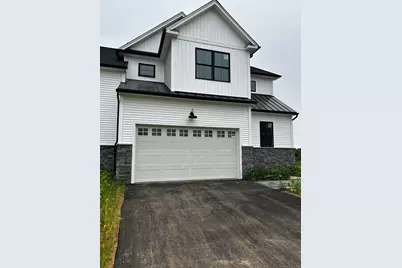 2 Village Circle #2, Guilford, CT 06437 - Photo 1