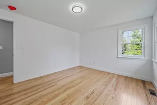 81 Homeside Ave, West Haven, CT 06516 - Photo 17