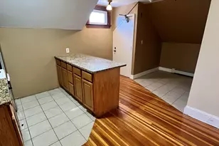 62 Quaker Ln S, West Hartford, CT 06119 - Photo 7