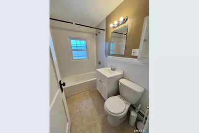 62 Quaker Lane South, West Hartford, CT 06119 - Photo 9