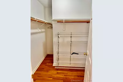 20 Rockmore Place, Bridgeport, CT 06606 - Photo 9