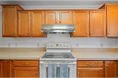 527 West Thames Street #9, Norwich, CT 06360 - Photo 15