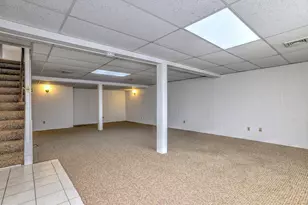 736 Quinnipiac Ln, Stratford, CT 06614 - Photo 29