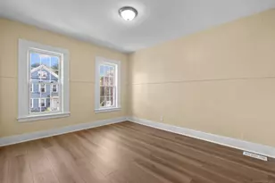 247 Davenport Ave, New Haven, CT 06519 - Photo 17