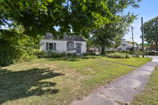 40 Park Ave, Danbury, CT 06810 - Photo 3