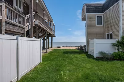 153 Shore Road #2, Clinton, CT 06413 - Photo 3