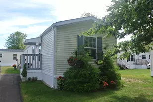 118 McQuillan Dr, Milford, CT 06460 - Photo 1