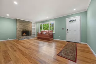 325 Shelton Rd, Trumbull, CT 06611 - Photo 3