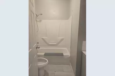 14 Wood Street #1, Waterbury, CT 06704 - Photo 3