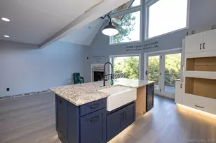 78 S Eagle St, Plymouth, CT 06786 - Photo 9