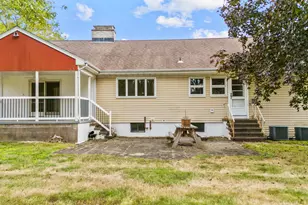 47 Sunset Dr, Orange, CT 06477 - Photo 35