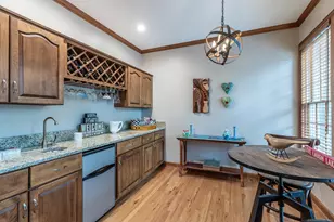 32 Sail Harbour Dr, New Fairfield, CT 06812 - Photo 9