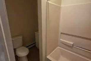 38 Walnut St, New Haven, CT 06511 - Photo 5