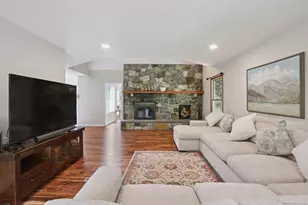 6 Pinewood Dr, New Fairfield, CT 06812 - Photo 7