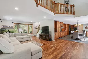 6 Pinewood Dr, New Fairfield, CT 06812 - Photo 11