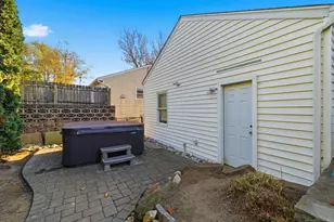 23 Utica St, Milford, CT 06461 - Photo 23