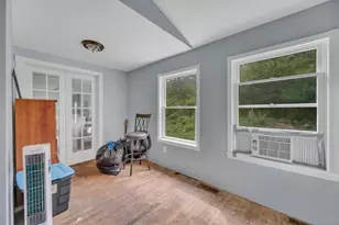 827 Fountain St, Woodbridge, CT 06525 - Photo 23