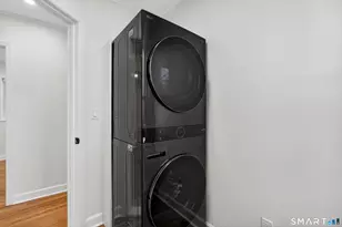 195 Laurel Pl, Bridgeport, CT 06604 - Photo 13