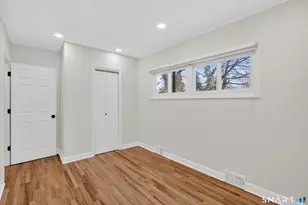 195 Laurel Pl, Bridgeport, CT 06604 - Photo 11