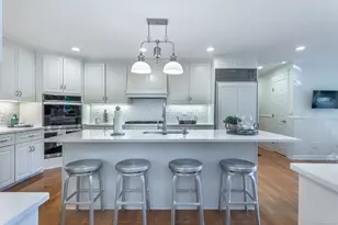 4 Harbour View Dr, New Fairfield, CT 06812 - Photo 13