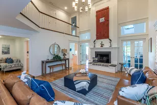 4 Harbour View Dr, New Fairfield, CT 06812 - Photo 7