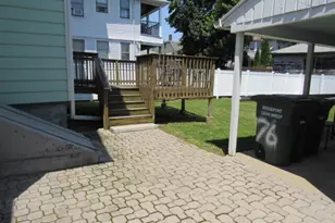 76 Porter St, Bridgeport, CT 06606 - Photo 13