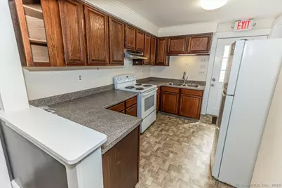 1572 Saybrook Road, Haddam, CT 06438 - Photo 27