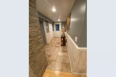 110 Wooster Avenue, Waterbury, CT 06708 - Photo 33