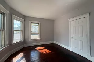 184 Fairview St, New Britain, CT 06051 - Photo 3