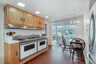 71 Beecher Rd, Woodbridge, CT 06525 - Photo 13