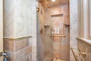 15 Rushleigh Rd, West Hartford, CT 06117 - Photo 17