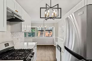 31 Woodland St, Hartford, CT 06105 - Photo 7